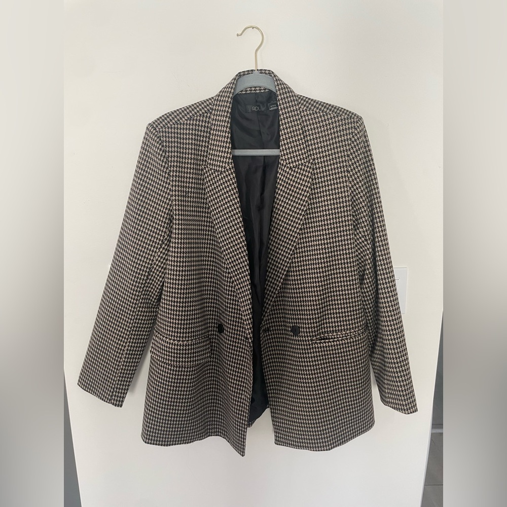 BROWN AND BLACK CHECKERED COAT